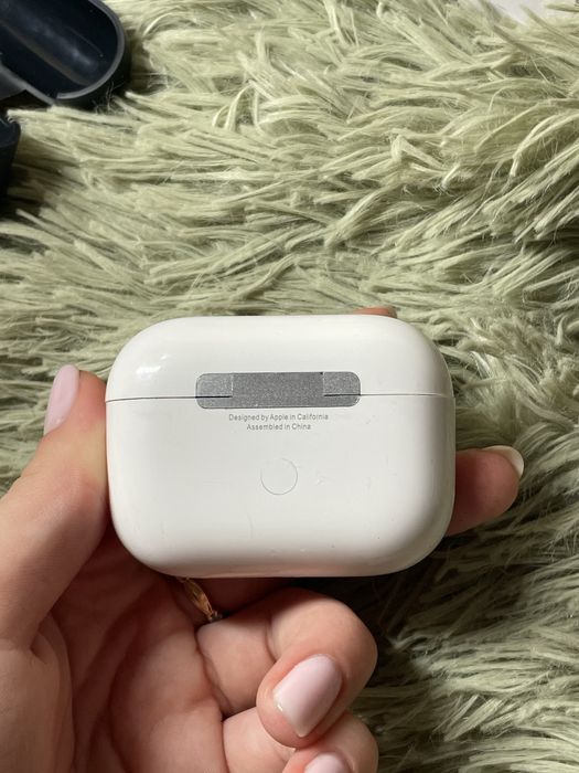 AirPods Pro орігінал