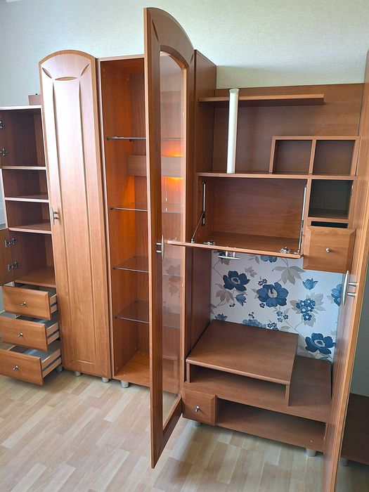 Komplet mebli pokojowych