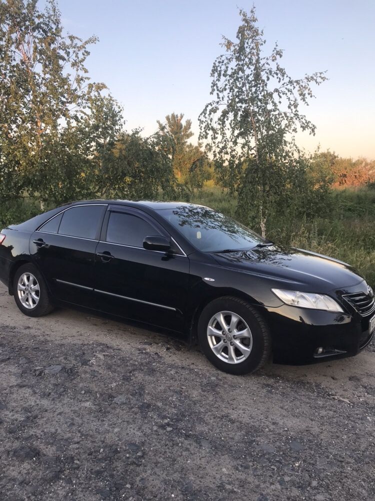 Toyota Camry v40