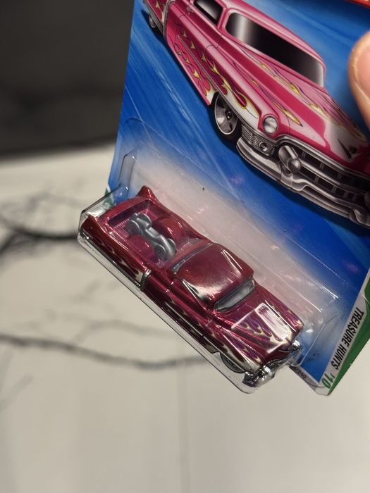 Hot Wheels Custom ’53 Cadillac STH super treasure hunt TH chase 2010