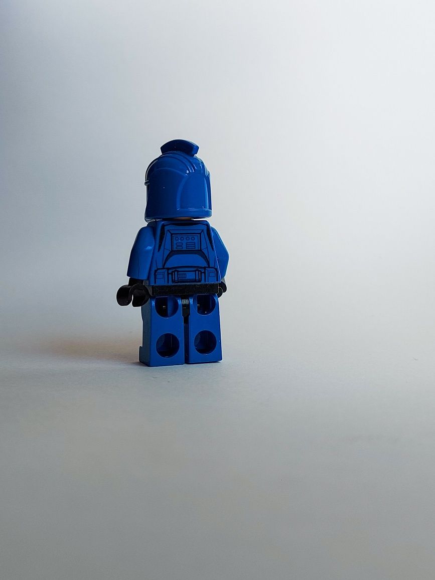 Lego star wars minifigurka Blue seant trooper commandor + blaster