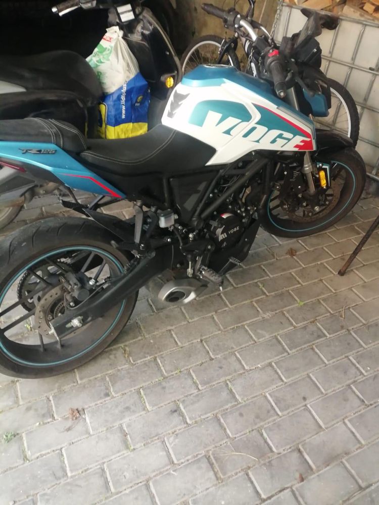Voge 125r 2023 - Azul e Branca