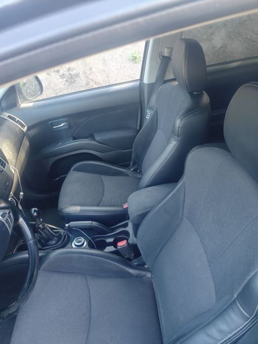 Продам авто Peugeot 4007 повний привід