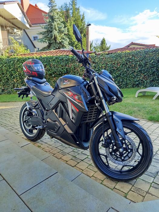 Електробайк PHANTOM 2950Вт 140км/год, шолом у подарунок