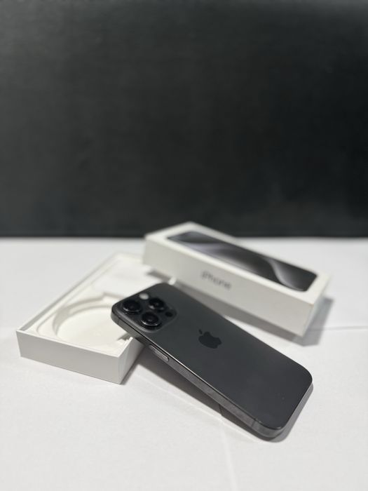 IPhone 15 Pro 256GB Black Titanium | stan idealny | pudełko