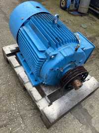 Silnik 30 KW 2900 obr