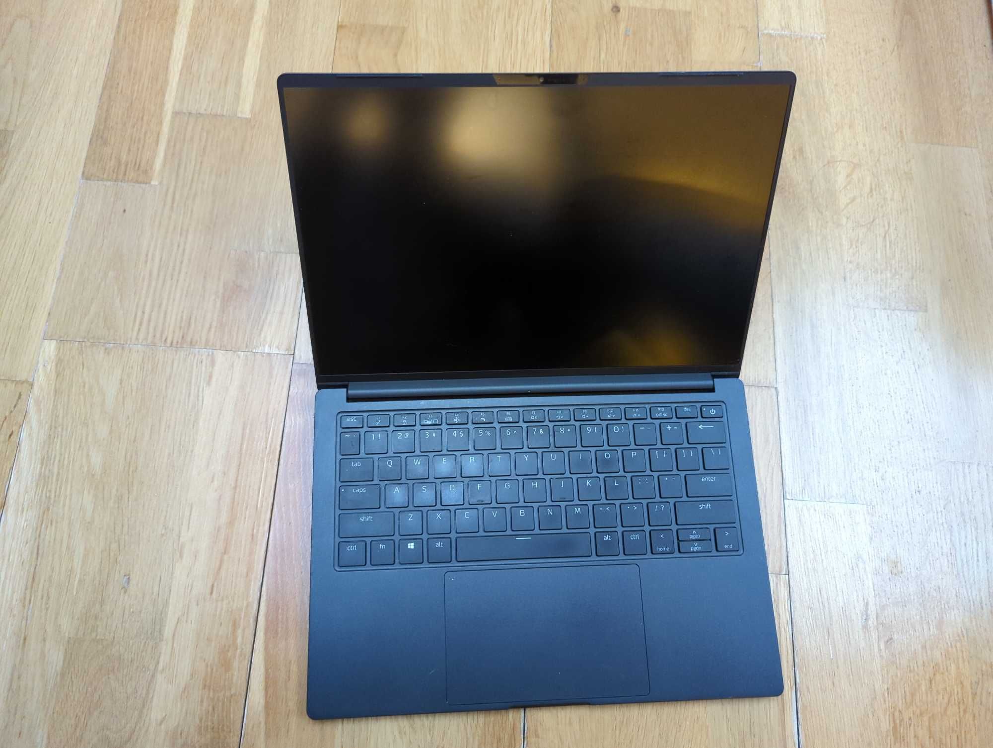 Laptop XPG Xenia 14' i7-1165G7 32GB 512SSD