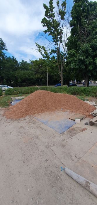 Авто услуги самосвал 20т  18 м3.