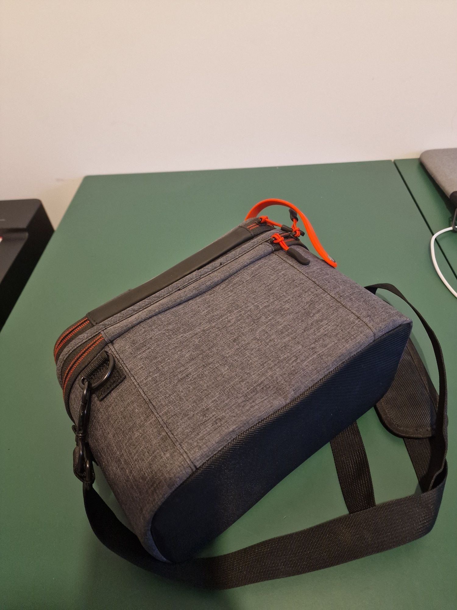 Walizka PDP Pull-N-Go Etui na Nintendo Switch v2 Oled