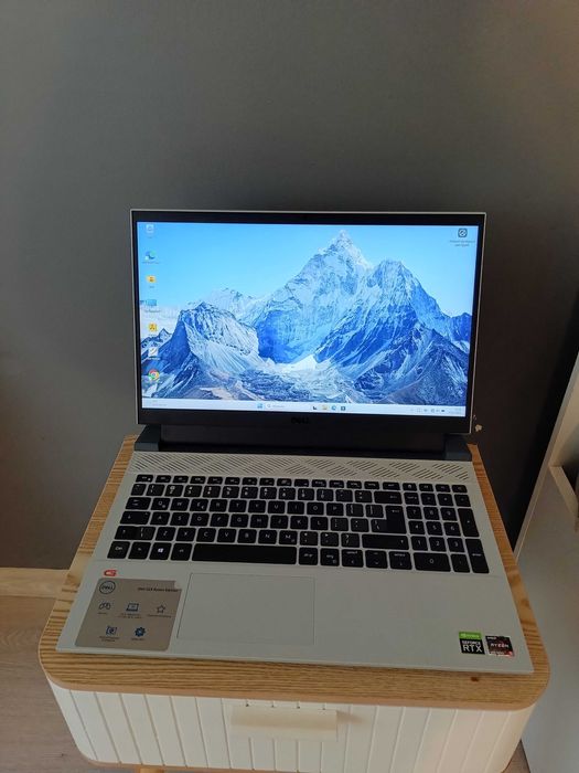 Laptop Gamingowy Dell G15 RYZEN 5 5600H RTX 3050 Ram 16GB SSD512GB
