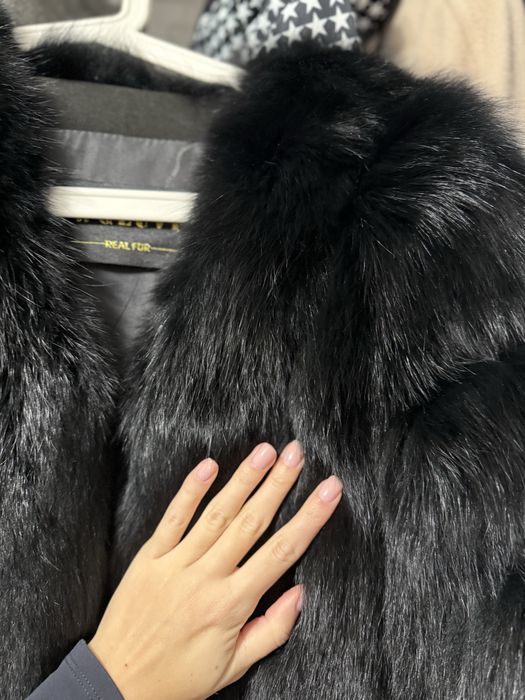 Czarne futro naturalne z liska