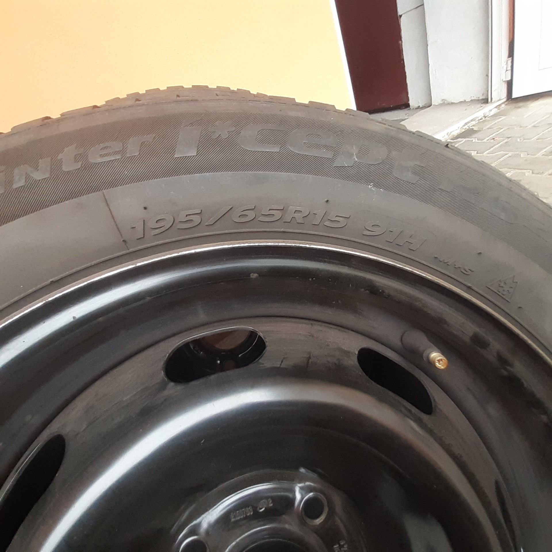 Диски R15. Розболтовка 4×108.