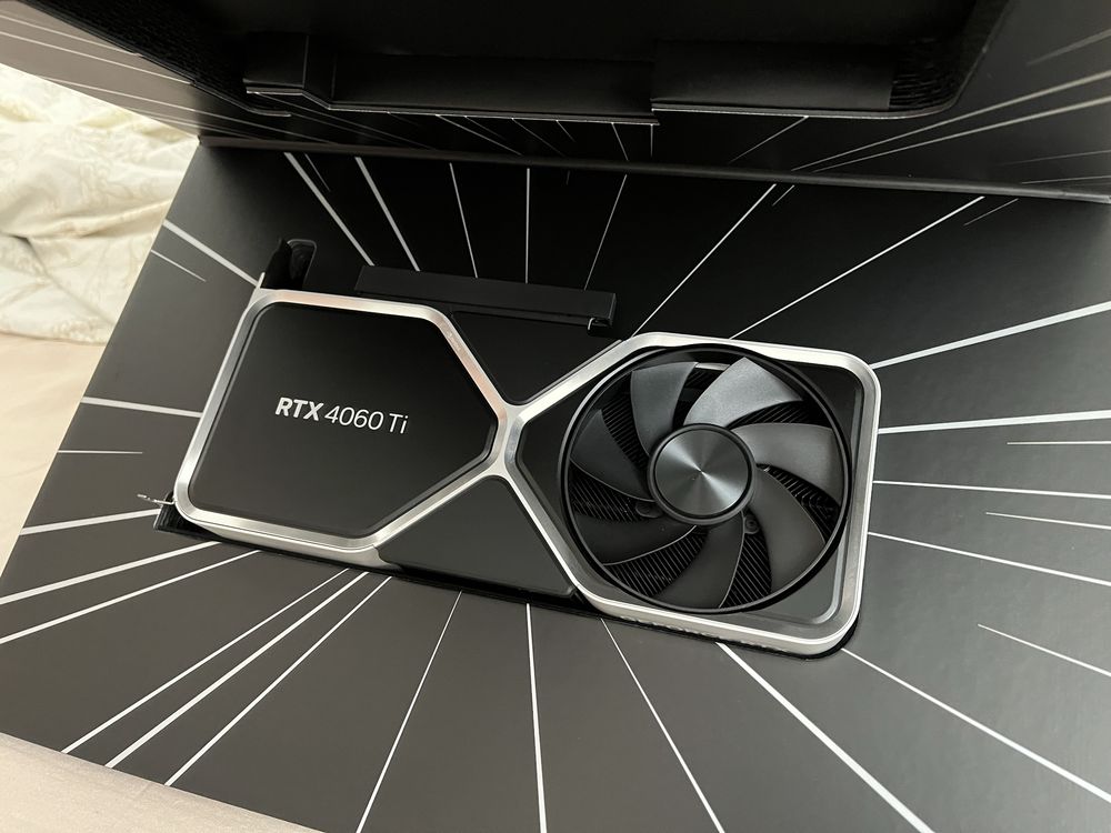 Karta graficzna NVIDIA RTX 4060 Ti Founders Edition