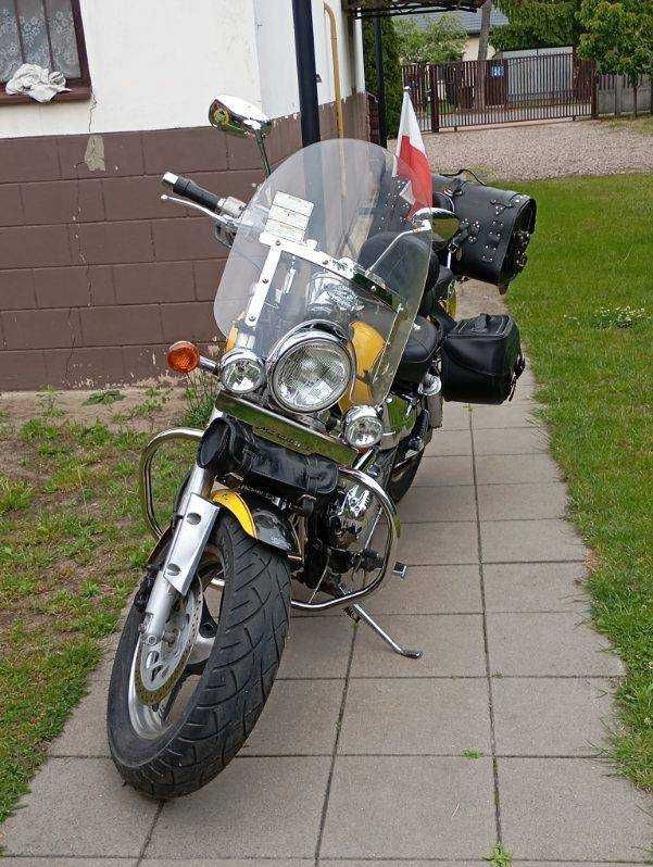 Suzuki Marauder VZ800