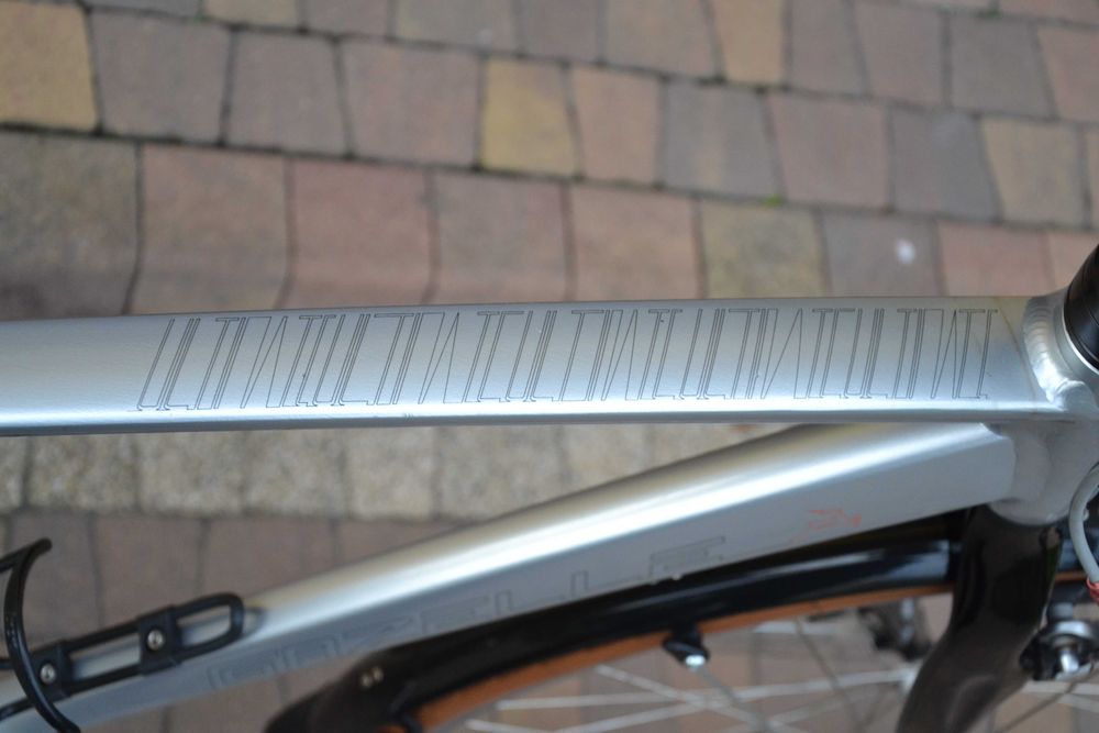 Gazelle Ultimate Sports Lite full Deore 3x9 karbon H53cm bdb