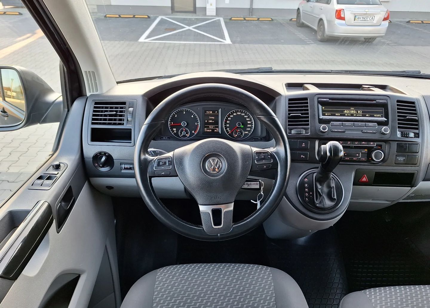 Volkswagen Caravelle 2.0 TDI L2 Comfortline DSG під пригон без завдатк