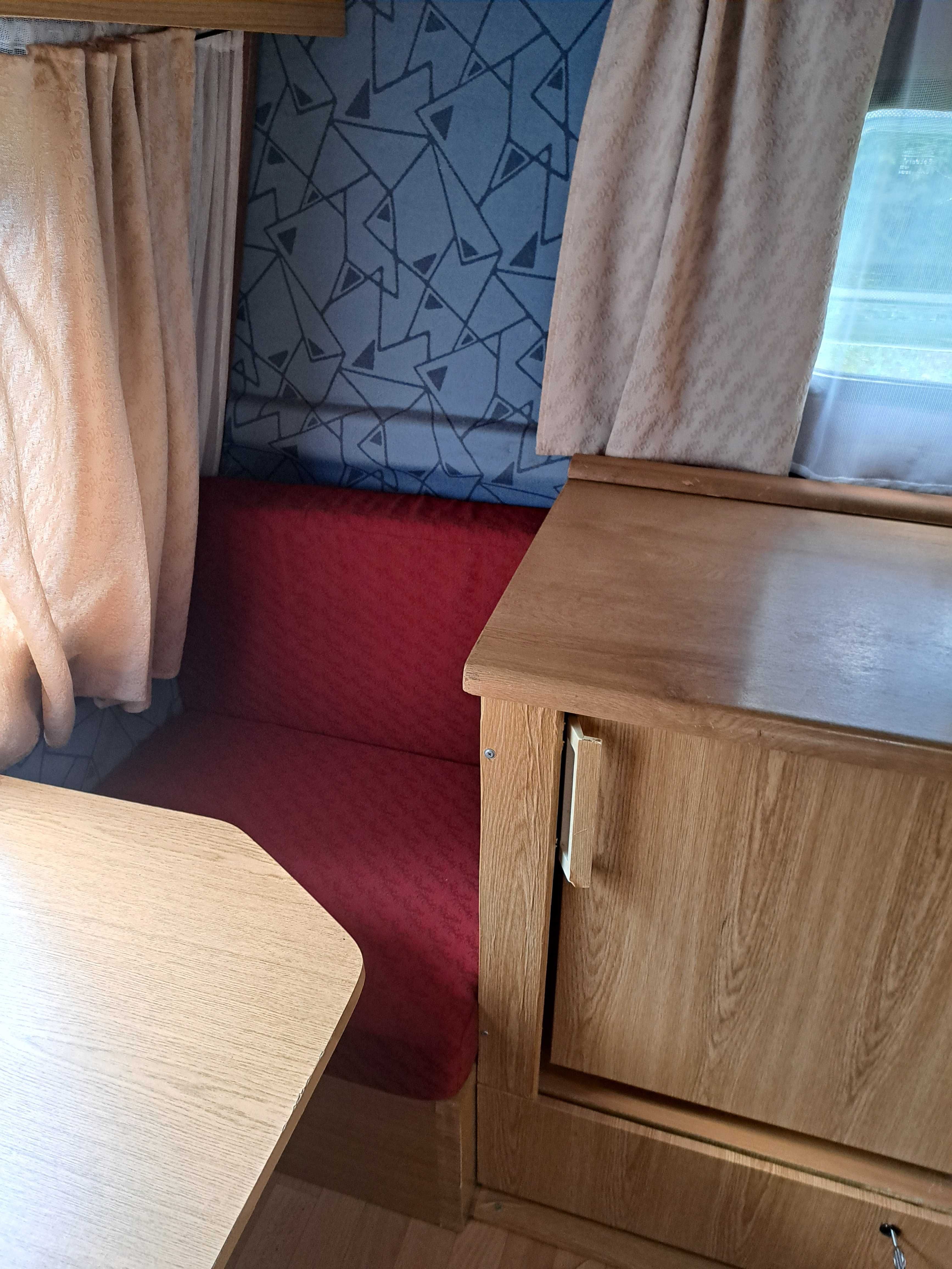 Sprzedam przyczepę NIEWIADÓW N126N + przedsionek + pokrowiec + hamak