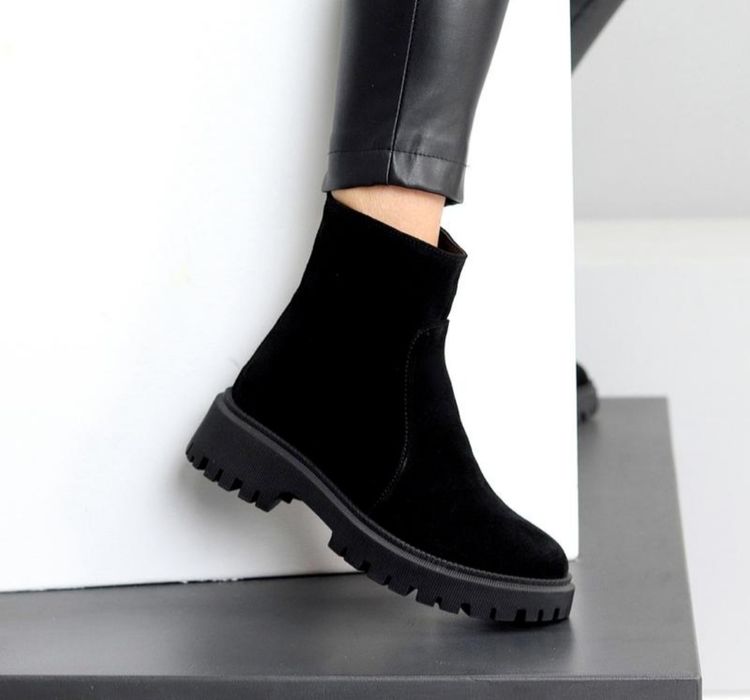 Жіночі черевики ботинки замшеві осінь