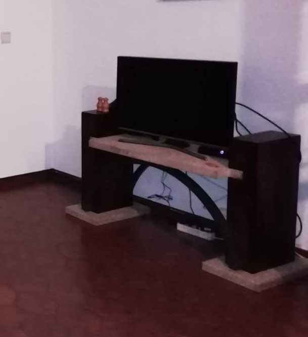 Mobília de Sala de Jantar + móvel tv