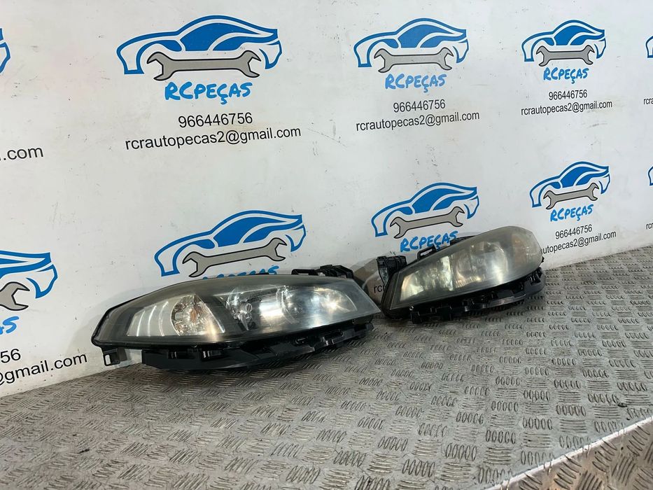 .Conjunto Oticas Farois Frontal Frente Esquerda Direita Halogenio Original Renault Laguna 2 Mk2 2001 - 2007