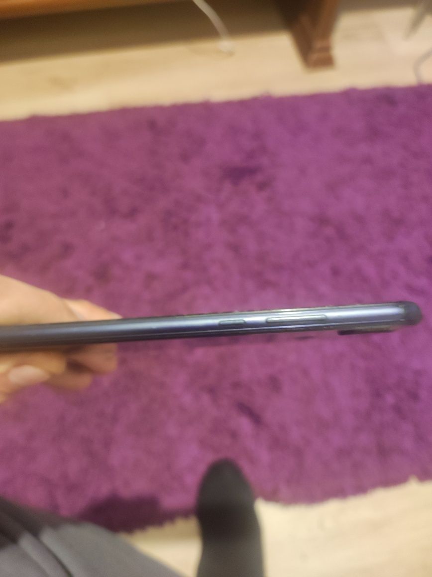 Продам телефон Huawei p20 lite