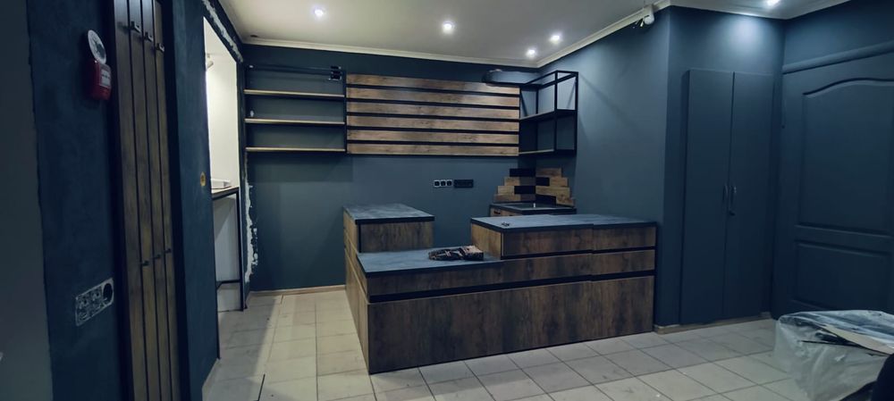 Изготовление мебели ЛОФт.торговые витрины .мебель для кафе баров.бар