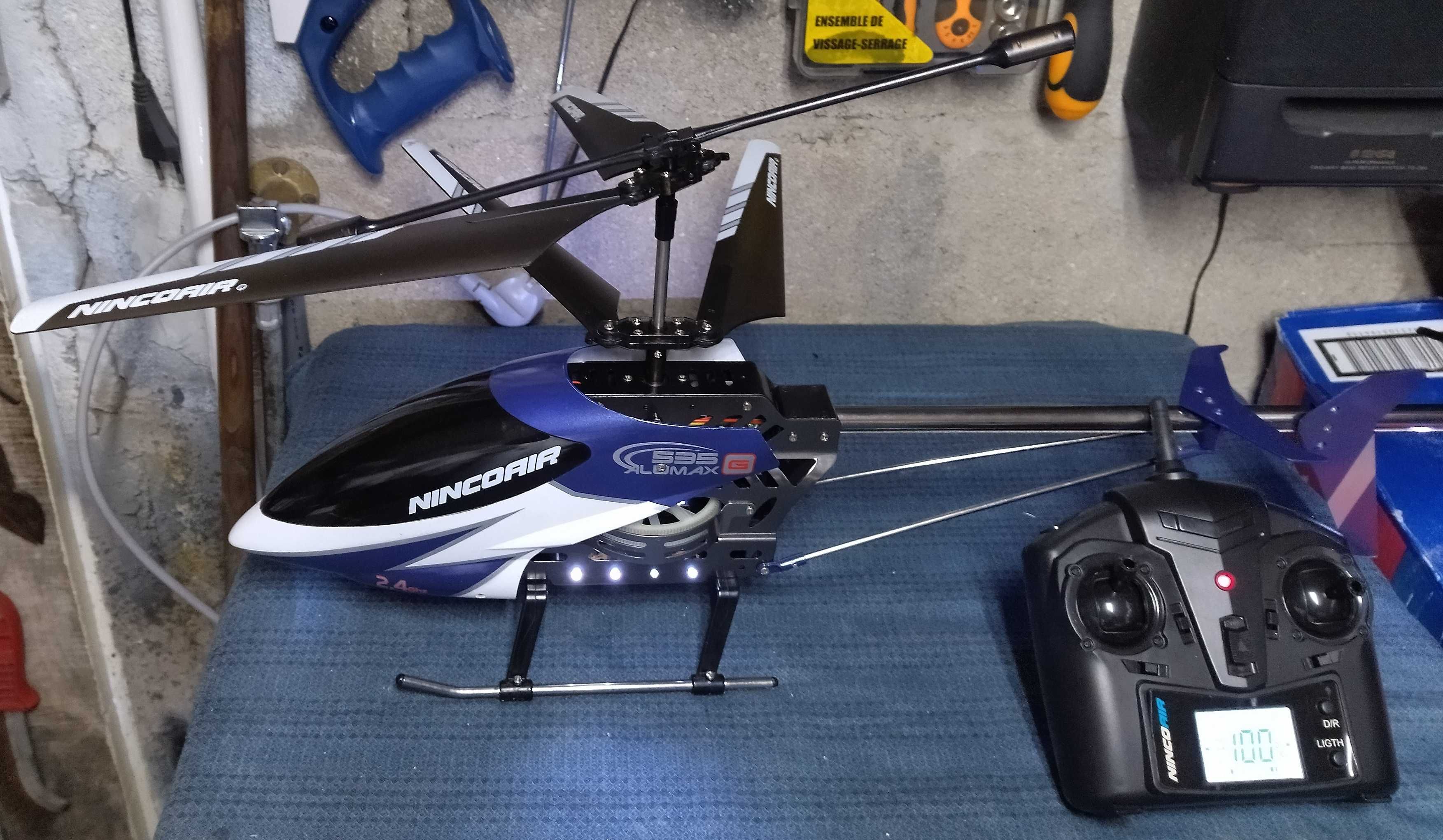 Carro a Gasolina e Helicóptero Telecomandado a Bateria