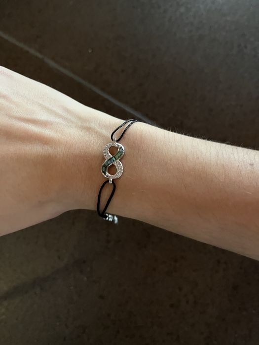 Brincos e pulseira infinito