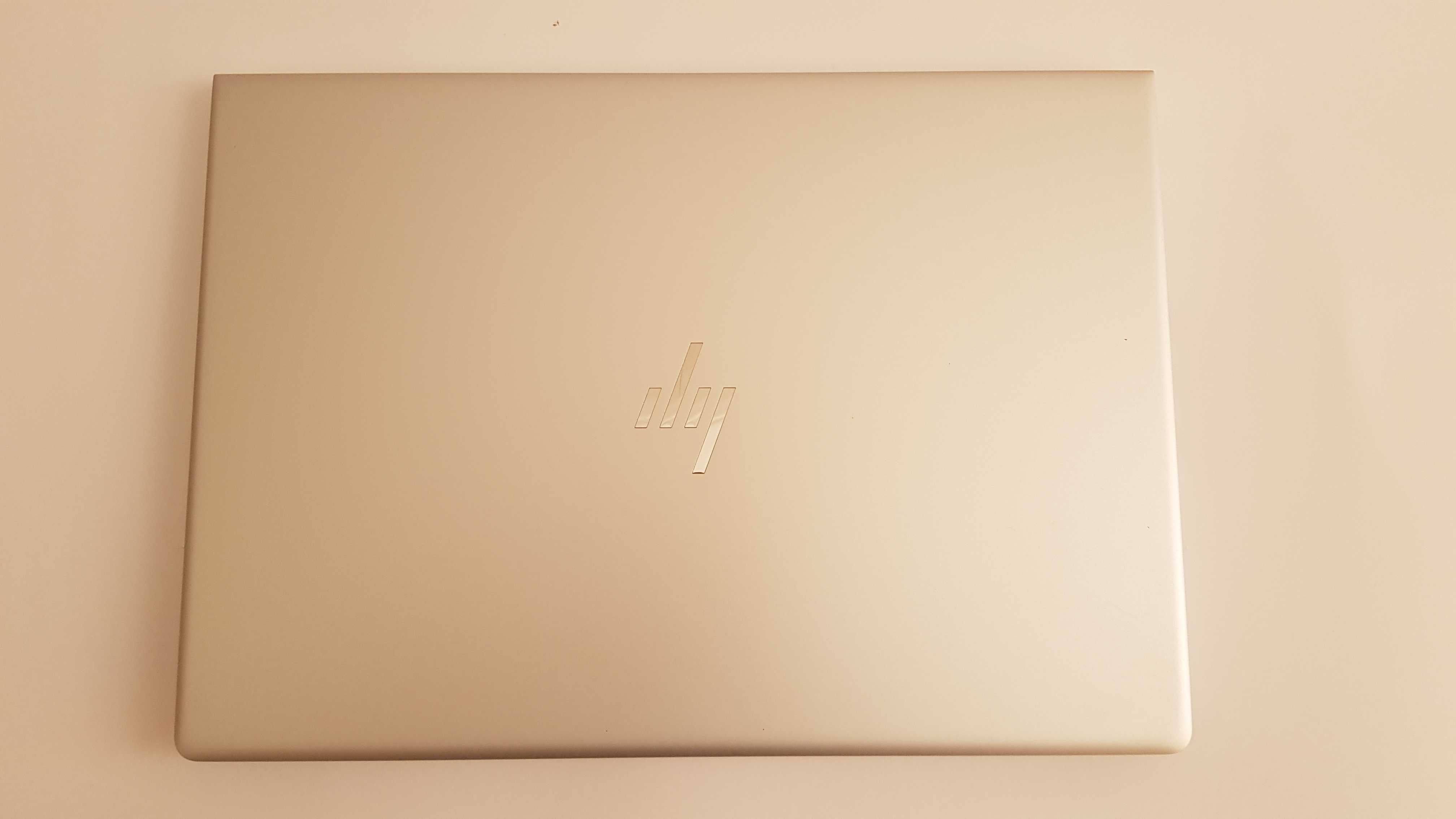 Portátil HP EliteBook 840 G6 i5 8365U/16GB/256GB SSD/14"FHD