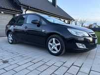 OPEL ASTRA czarny Opel Astra 1.7 CDTI 2012 z Niemiec ZADBANA