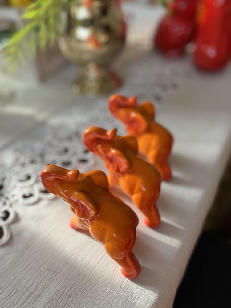 Zestaw 3 figurek słoniki pomaranczowe