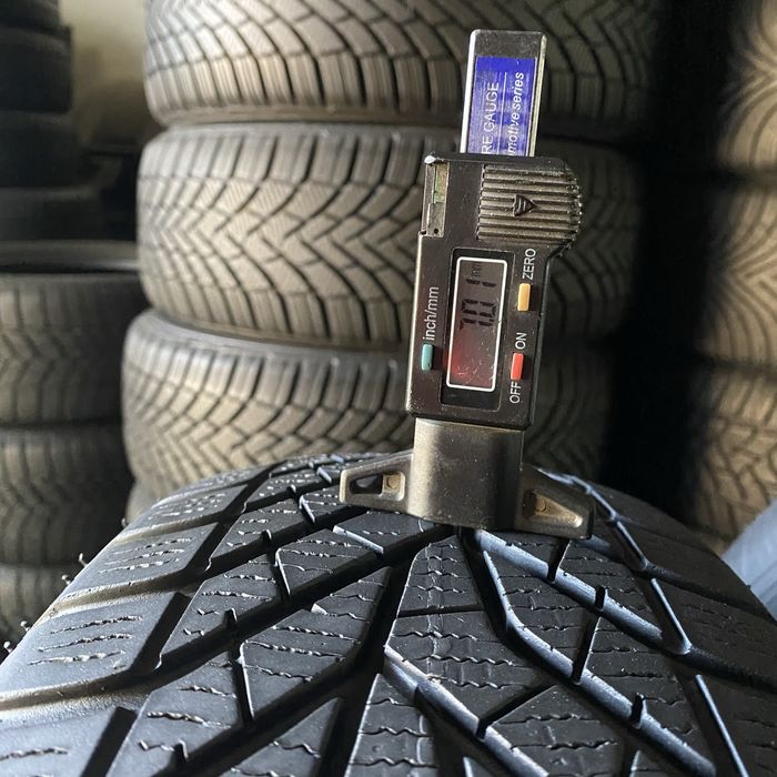 Шини 195/60/16 - 4шт Yokohama BluEarth winter V905 зима