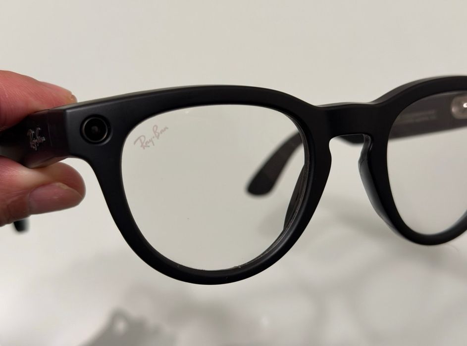 Rayban meta como novo