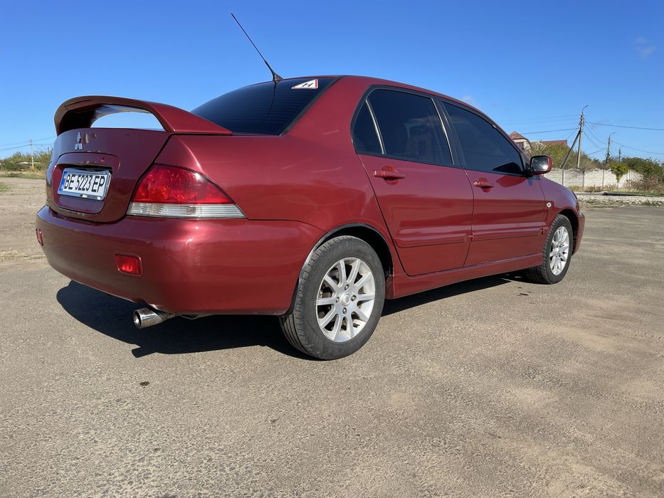 Mitsubishi Lancer газ Автомат