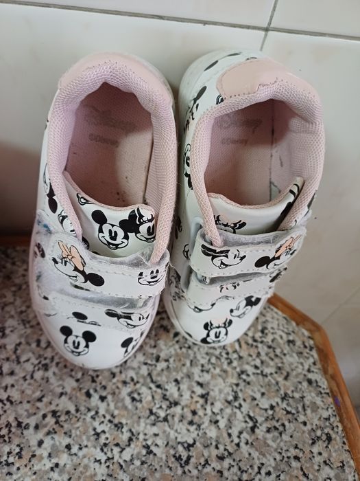 Sapatilhas da Miney como novas tamanho 24.
