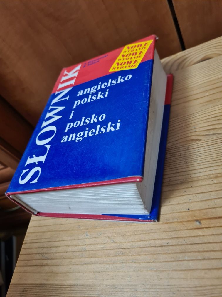 Słownik angielsko polski i polsko angielski ~