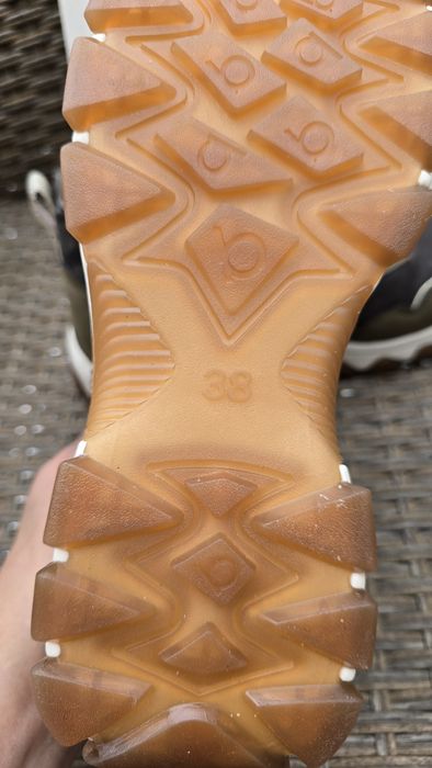 Ботинки на осінь,  теплу зиму bugatti