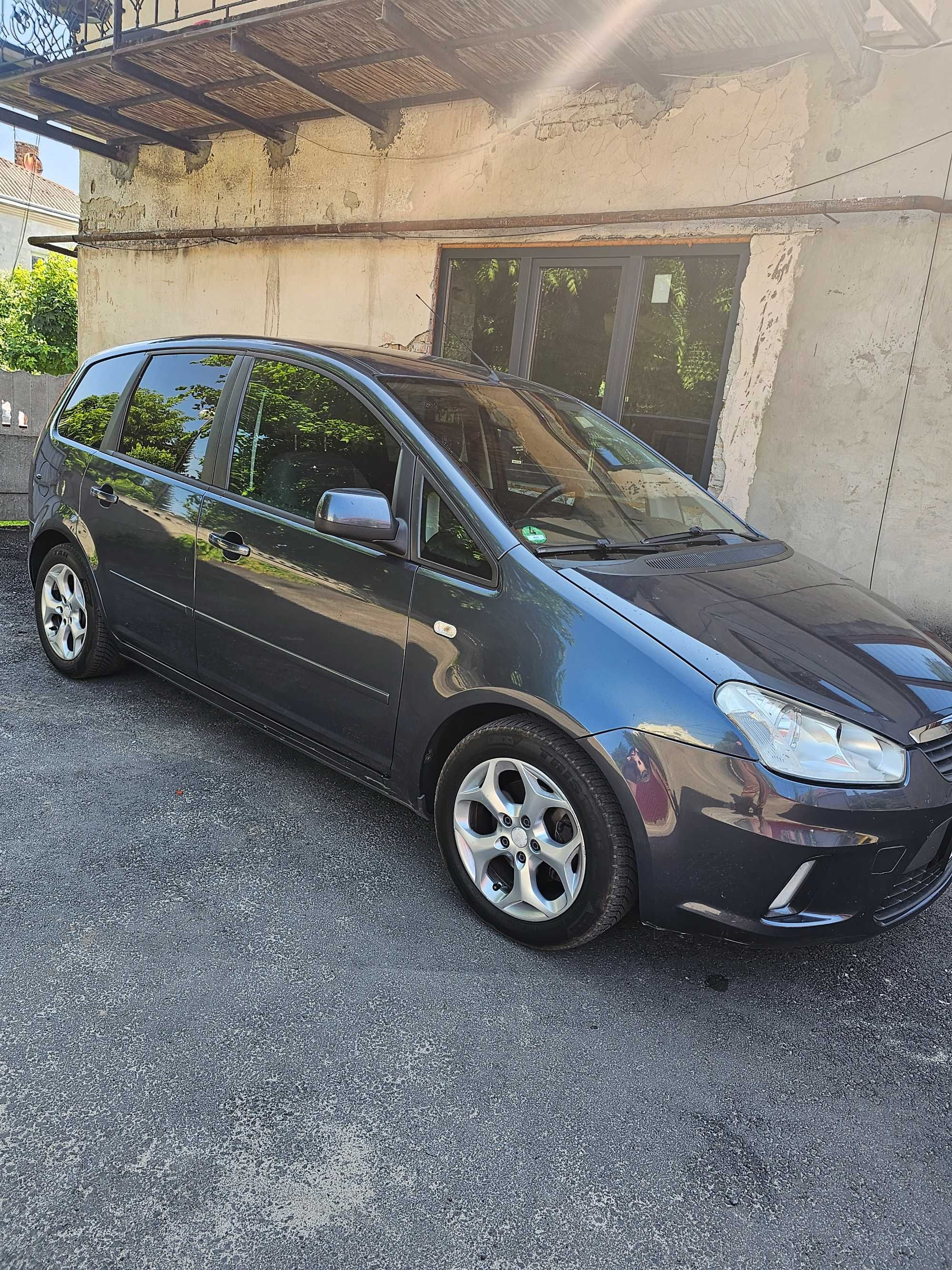 Продам Ford C-Max 2009 року бензин 1.6