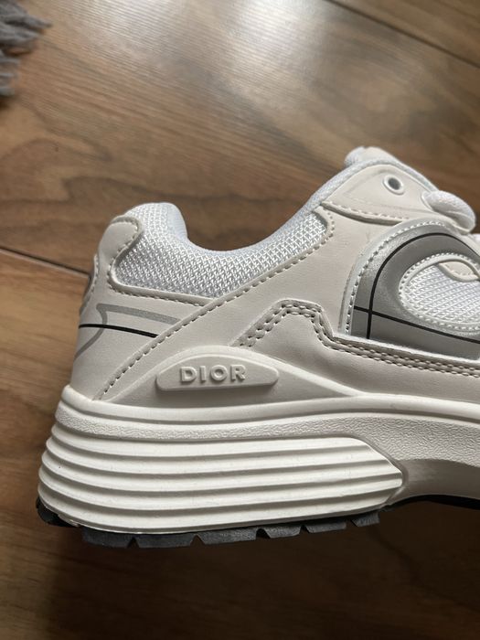 Nowe buty C. Dior