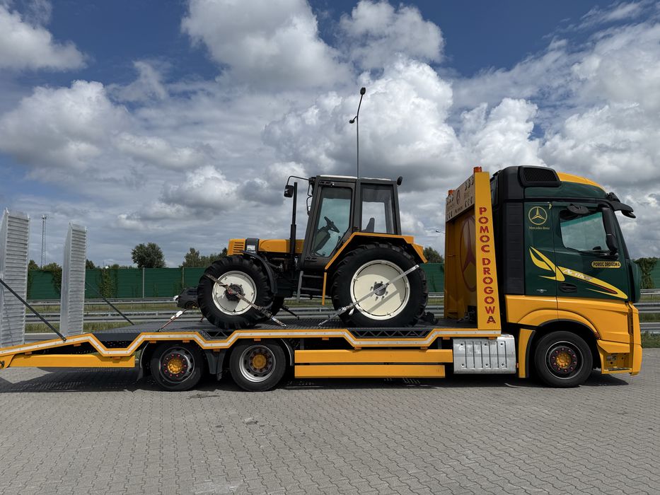 Pomoc drogowa Laweta Holowanie Assistance Autostrada Transport maszyn