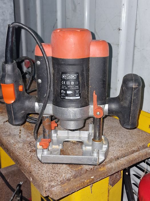 Frezarka gornowrzecionowa