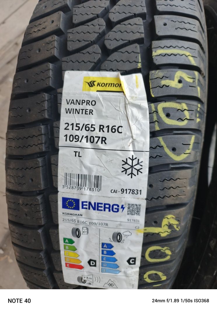 Nowe opony zimowe 215/65/16c Kormoran 24r