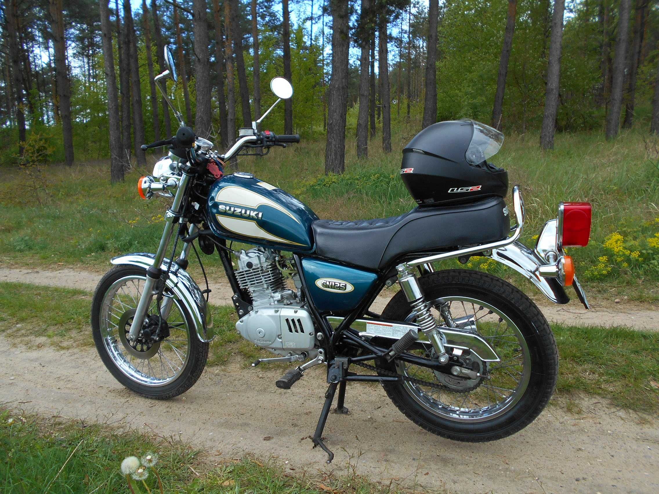 Motocykl Suzuki GN125 / 1998r. zarejestrowany