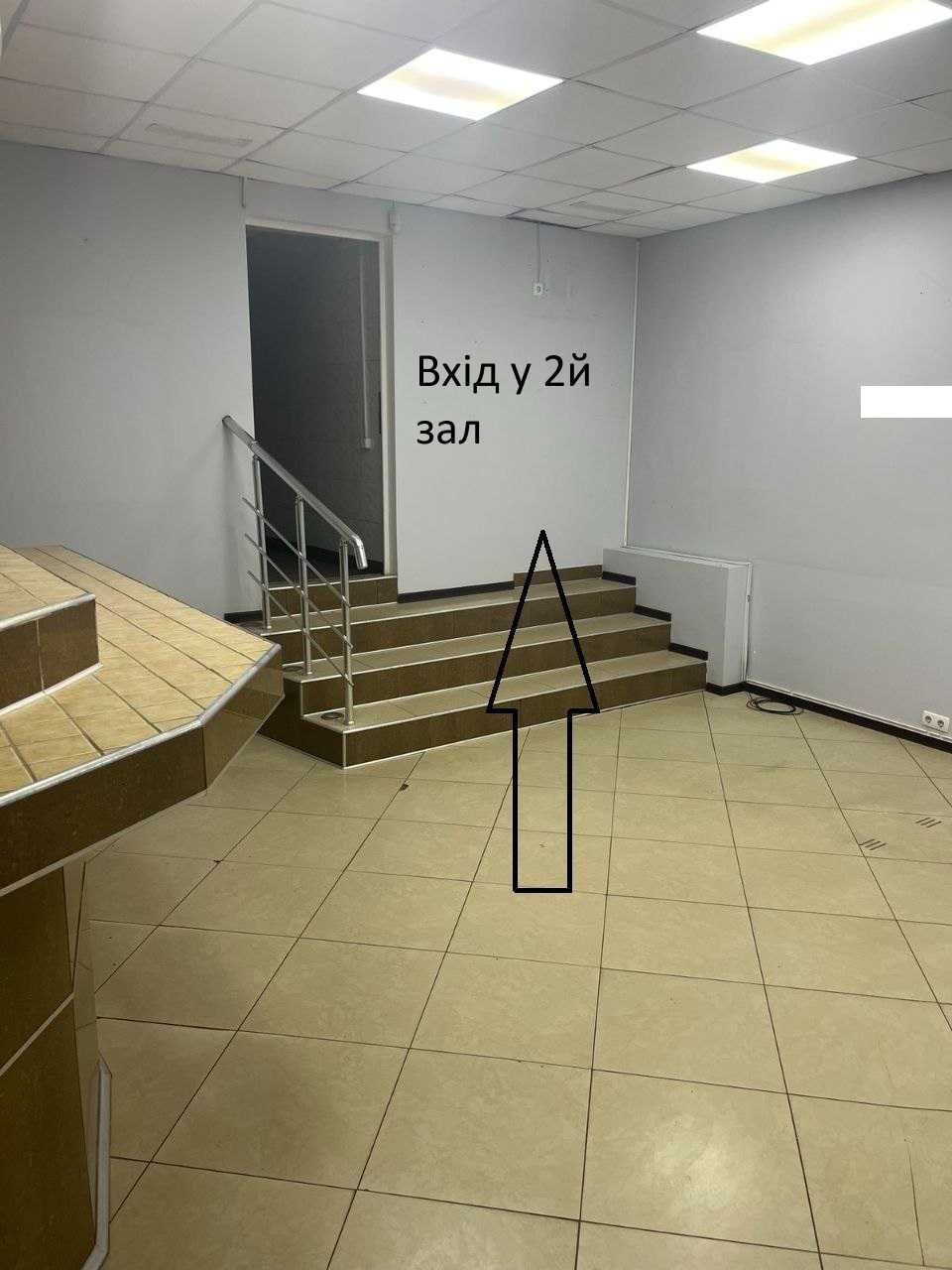 Здам в оренду комерційне приміщення в центрі міста (100–180 м²) 1й пов