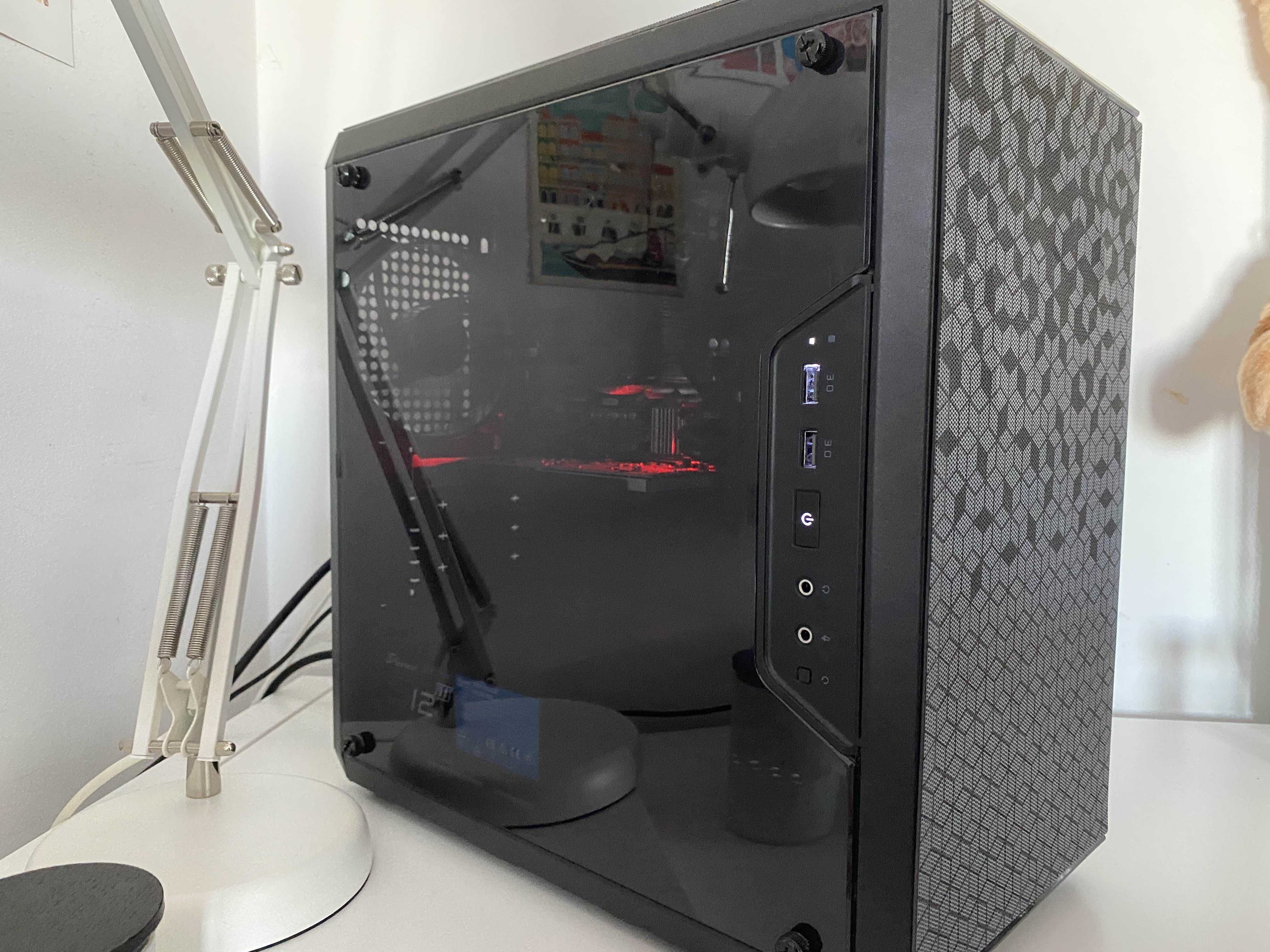 Pc desktop gaming Ryzen 4700S e RX 550