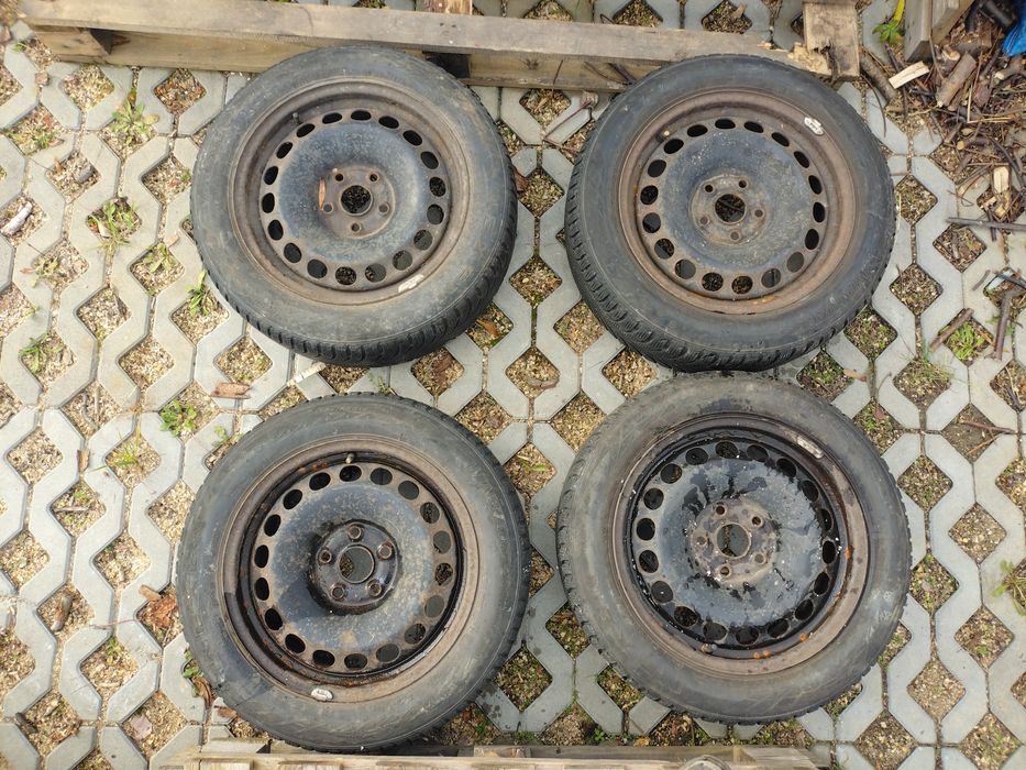 Komplet kół zimowych VW 5x112