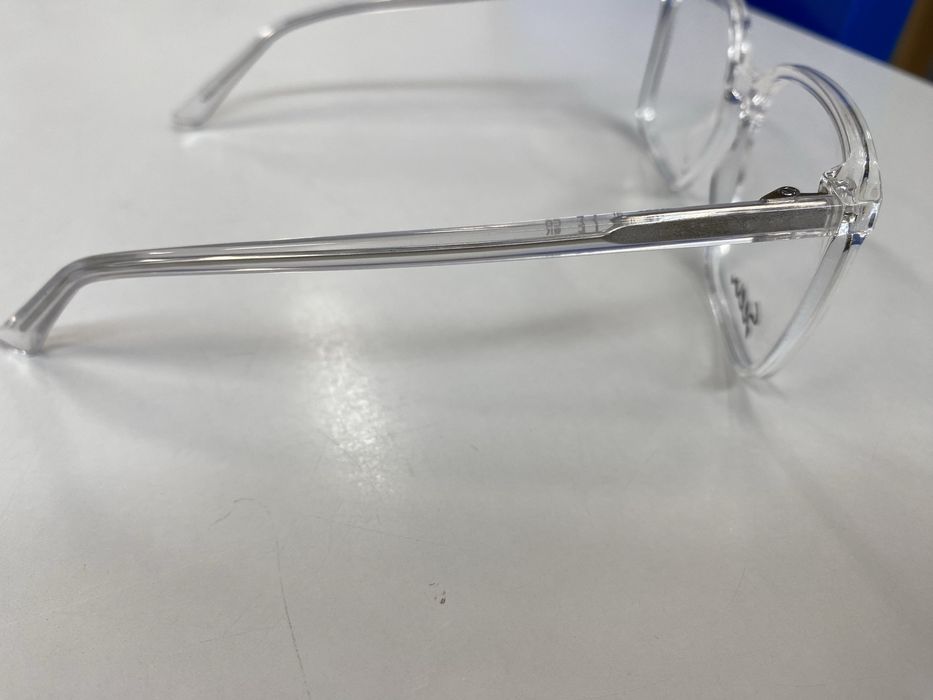 Armação de óculos da Multióticas - Nova