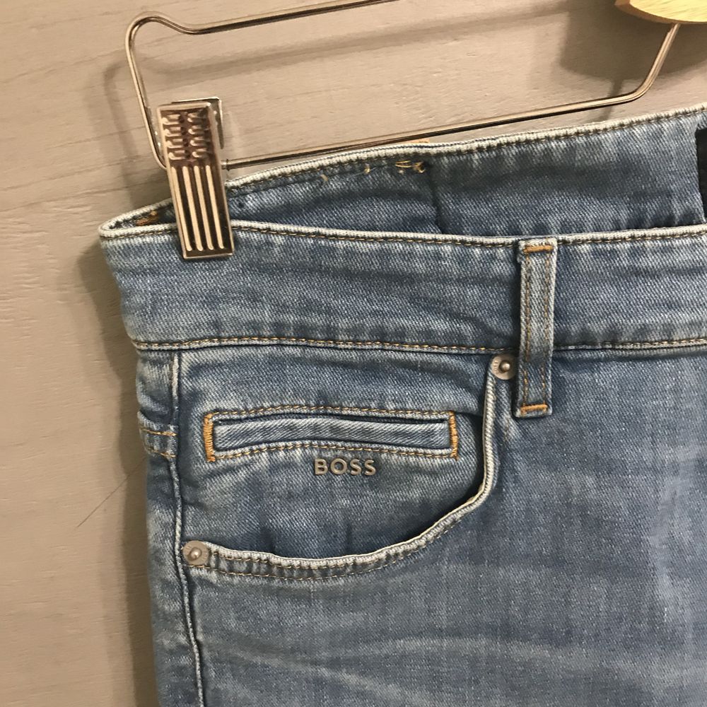 Джинси Hugo Boss