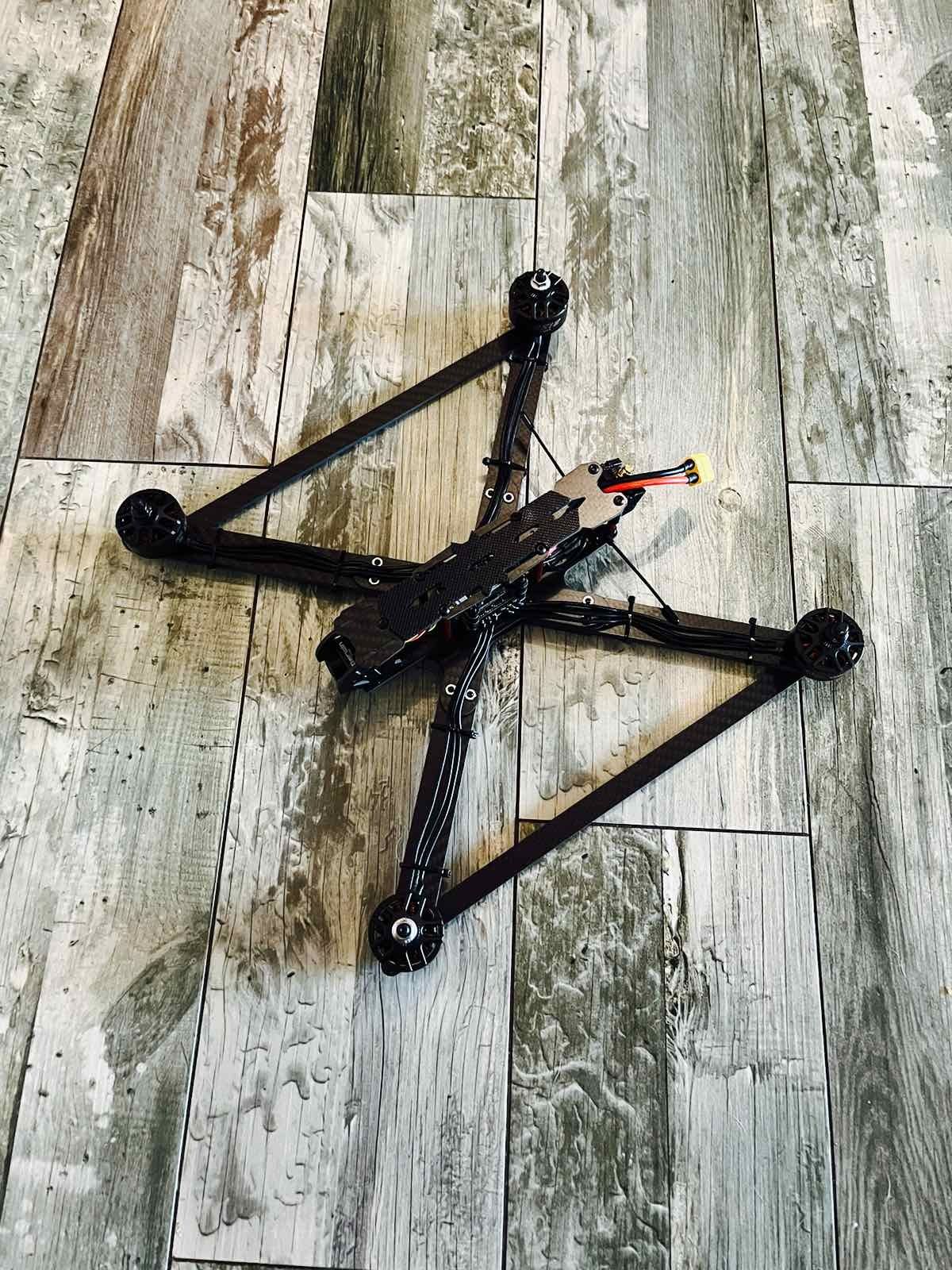 DarwinFpv Darwin X9 9 inch ELRS
Darwin X9
9 inch ELRS
Darwin X9
9 inch