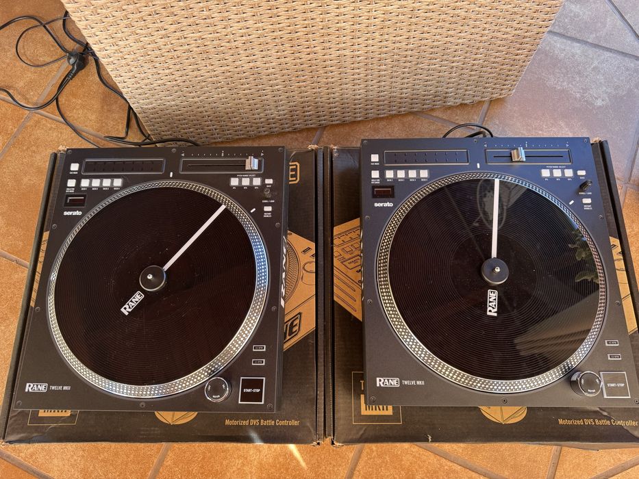2x Rane Twelve MK2 Gramofony